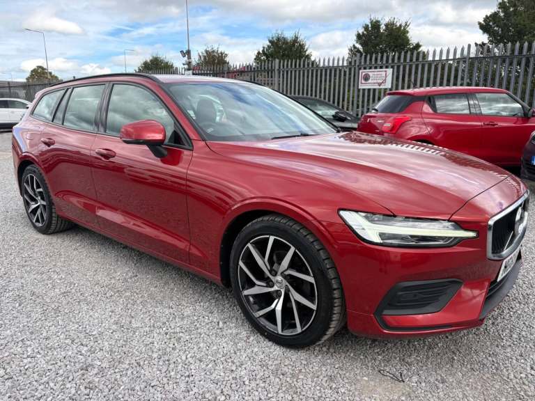 2020 Volvo V60 2.0 D3 Momentum Plus Euro 6 (s/s) 5dr ESTATE Diesel Manual
