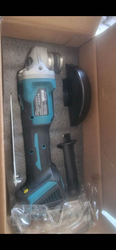 Cordless Angle Grinder  18v– New in Box
