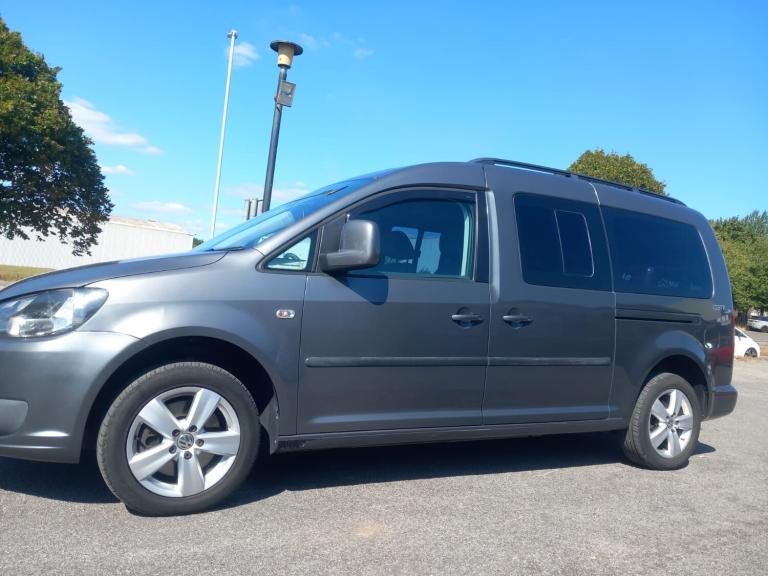 2015 Volkswagen Caddy Maxi Life 1.6 TDI 5dr DSG AUTO Only 60,000 Miles MOBILITY WHEELCHAIR RAMP  ...