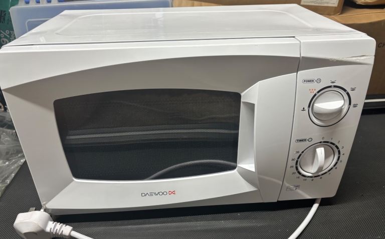 Microwave DAEWOO KOR-6L15