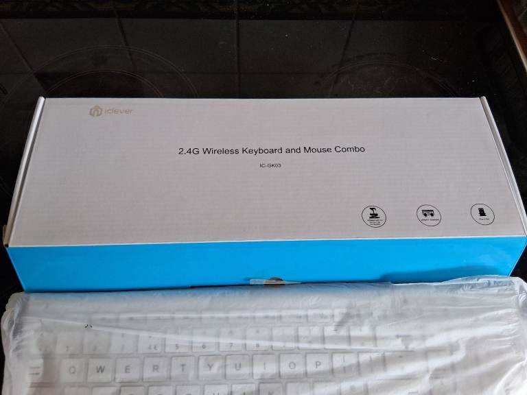 2.4G Wireless Keyboard and Mouse Combo