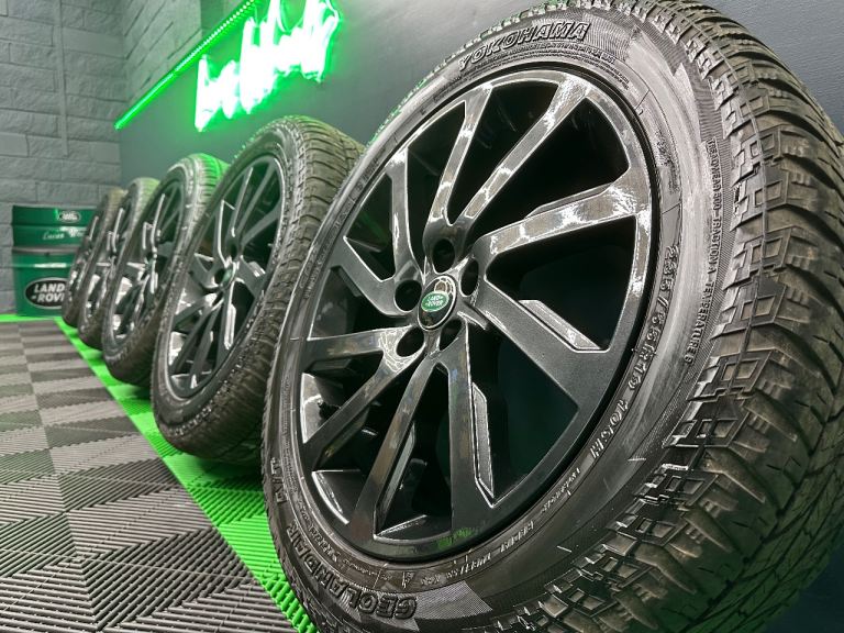 Genuine Land Rover Freelander 2 19” Dynamic alloy wheels x5 - Shadow Chrome & Yokohama AT’s!