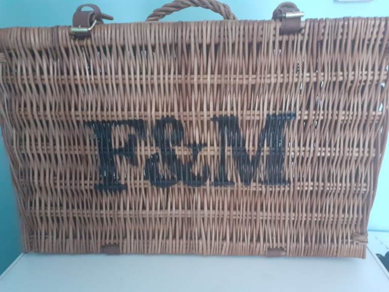 Fortnum & Mason Hamper Basket