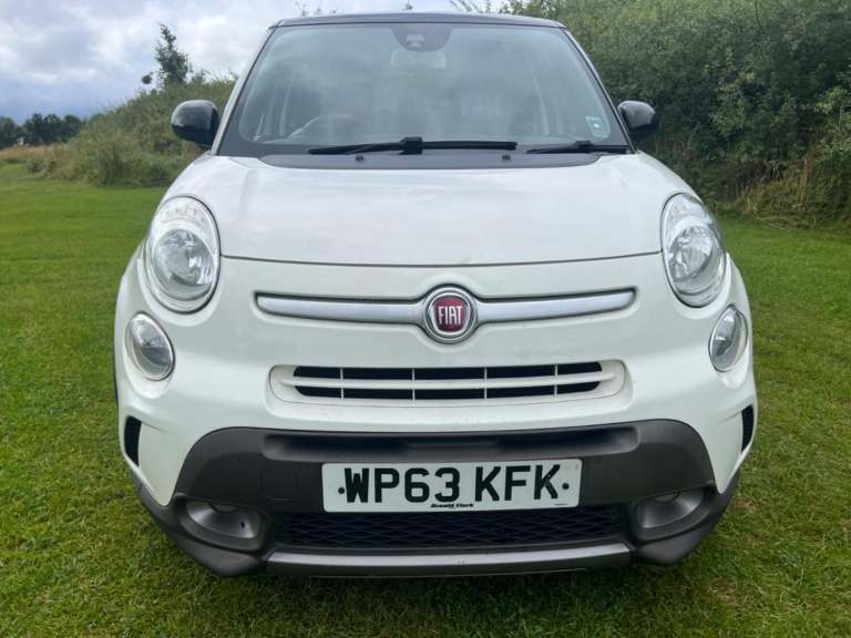 FIAT 500L 1.3 MultiJet Trekking White Manual Diesel 2013