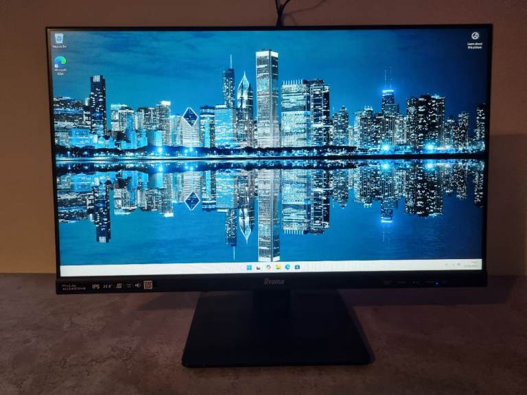 monitor, hdmi 24" 75hz inbuild speakers dp Full HD for gaming pc computer desktop laptop console