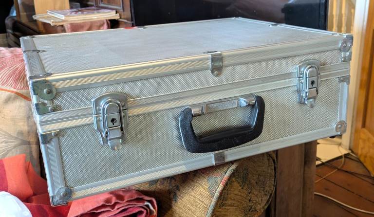 Aluminium Protective Camera / Sound Case - Medium / Large - with foam insets