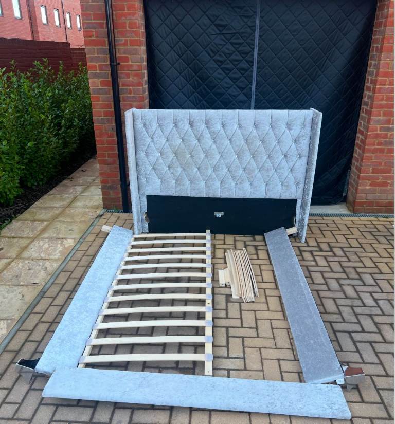 King Size Bed Frame with Headboard - FREE TO COLLECT (Whiteley)