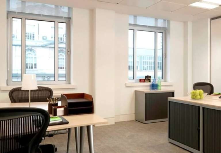 3 to 60 Person Private Office Suites to rent in *Baker Street*, Central London W1