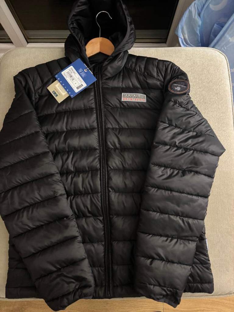 Napapijri Men's Padded Jacket (NP0A4FJ90411). With Tags/Worn Once. Medium. Cost £170, accept £43 ono