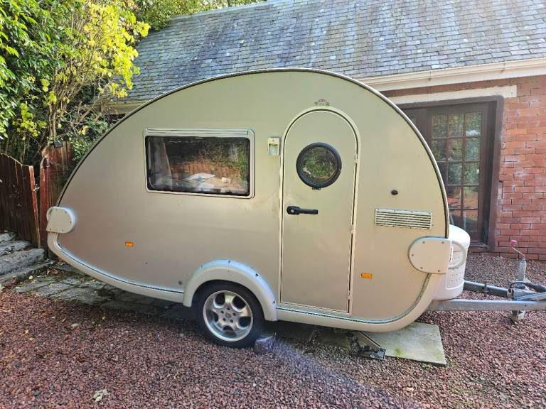 Tab caravan