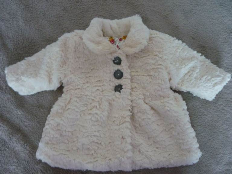 baby girls winter coat 3-6 months