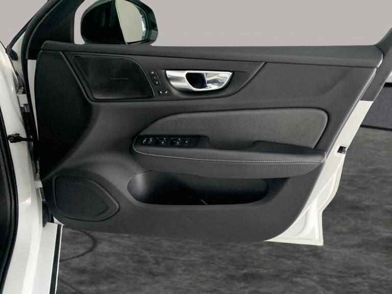 2021 Volvo V60 2.0h T8 Recharge 11.6kWh Polestar Engineered Estate 5dr Petrol Plug-in Hybr Estate...