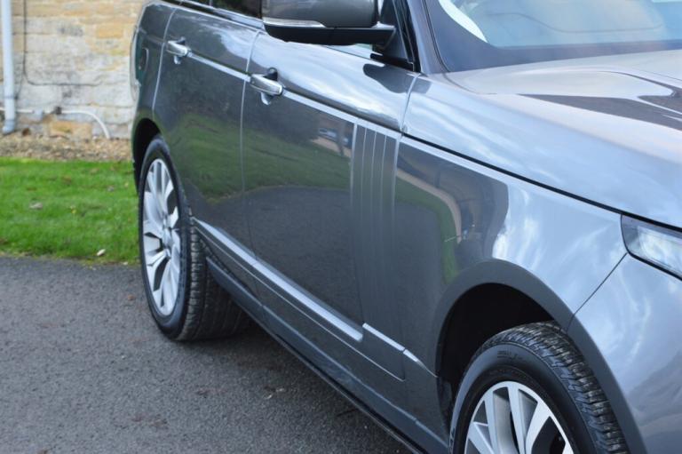 2018 Land Rover Range Rover 4.4 SDV8 Autobiography 4dr Auto ESTATE DIESEL Automatic