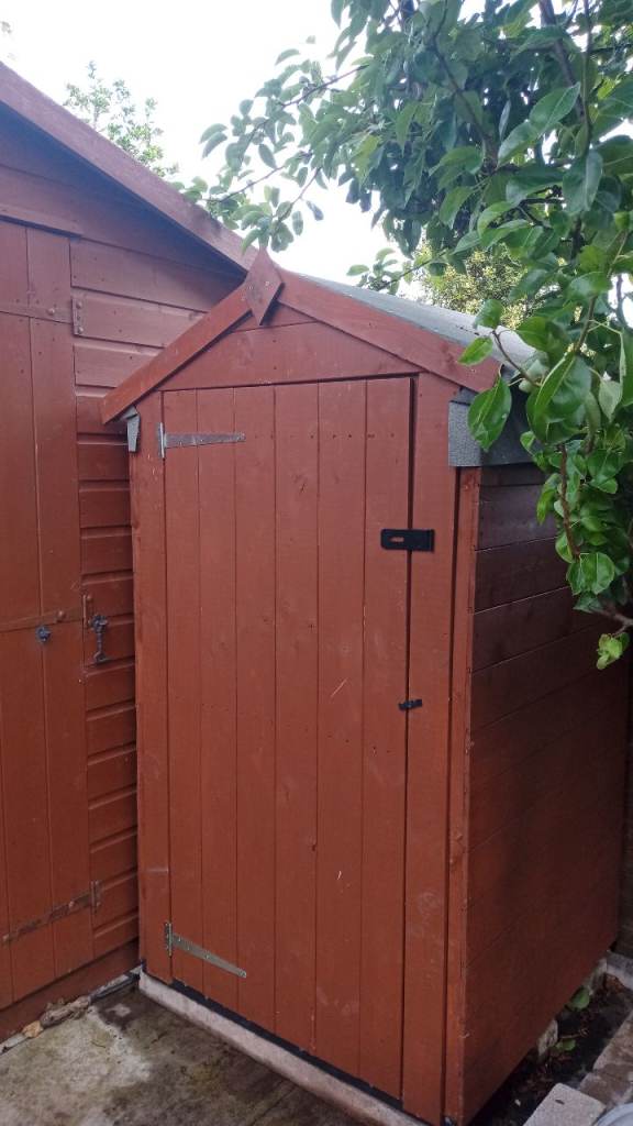 Shed tongue and groove with tongue and groove roof as new £280 65/36/35