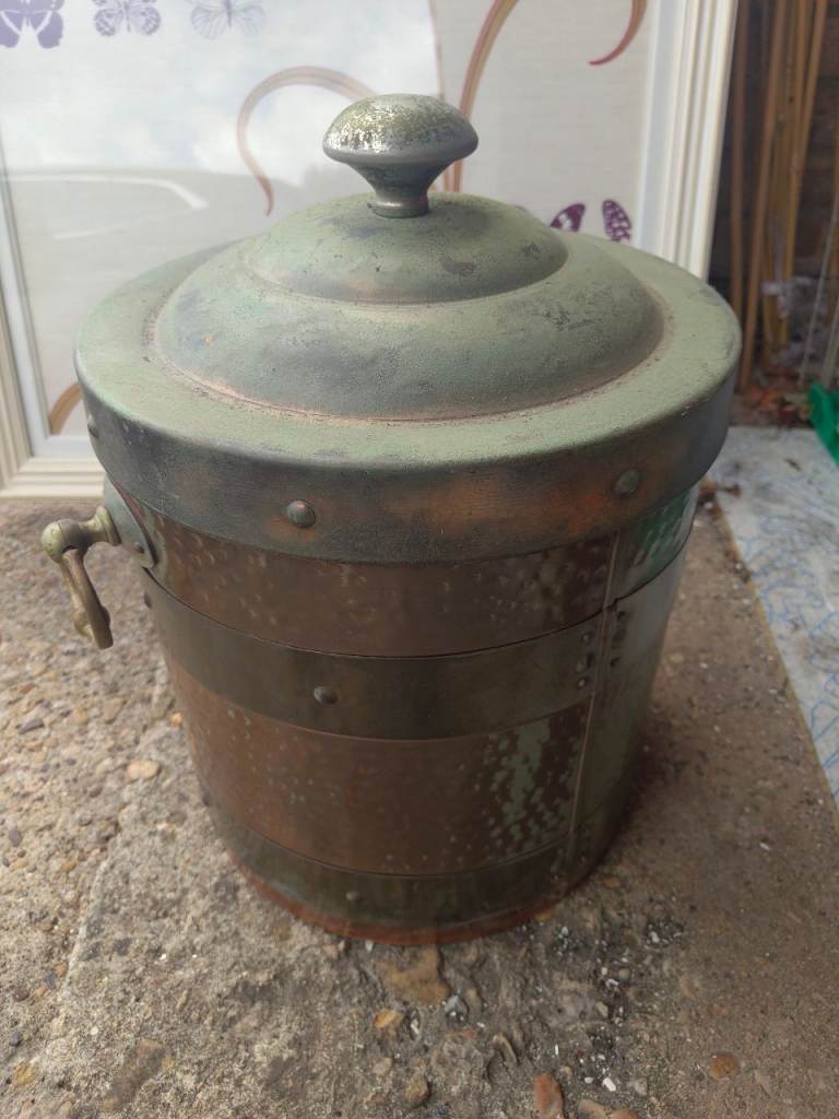 Vintage Copper & Brass Pot/Bucket with Lid – Rustic Decor