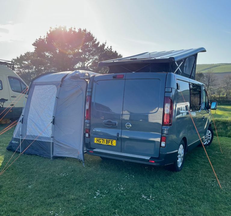 PROFESSIONAL OFF-GRID CAMPERVAN | 240Ah LITHIUM | SOLAR + DC to DC | POP-TOP