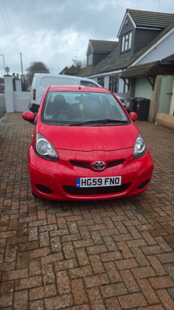 Toyota, AYGO, Hatchback, 2009, Manual, 998 (cc), 5 doors