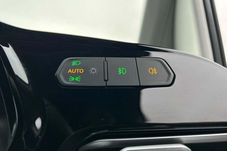 2025 Ford Transit Connect 250 Trend AUTO L2 LWB 1.5 EcoBoost PHEV 150ps, SAT NAV, REAR PARKING SE...