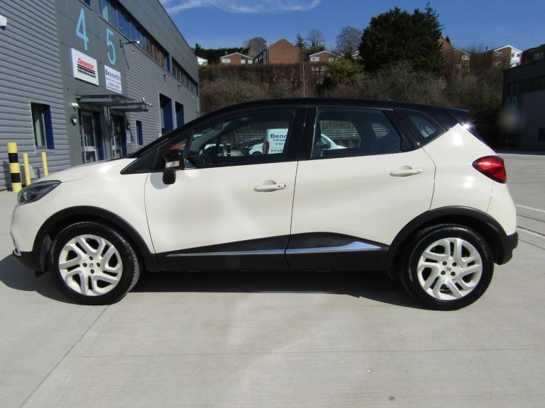 LEFT HAND DRIVE 2014 RENAULT CAPTUR 0.9 TCe ENERGY DYNAMIC MEDINAV 5DR PETROL