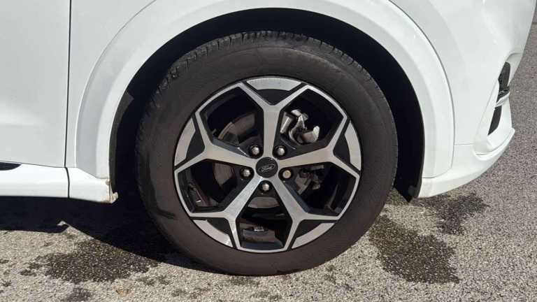 2024 Ford Puma 1.0 EcoBoost Hybrid mHEV ST-Line 5dr Hatchback Petrol Manual