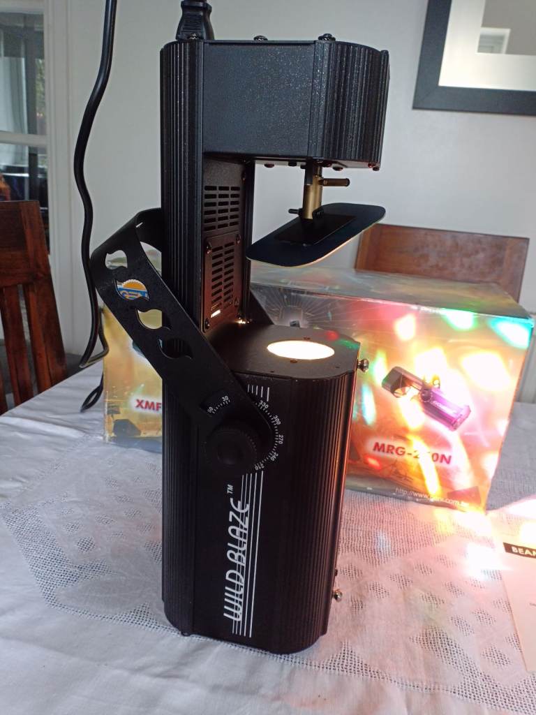 Geni XMF-250N Retro disco light 