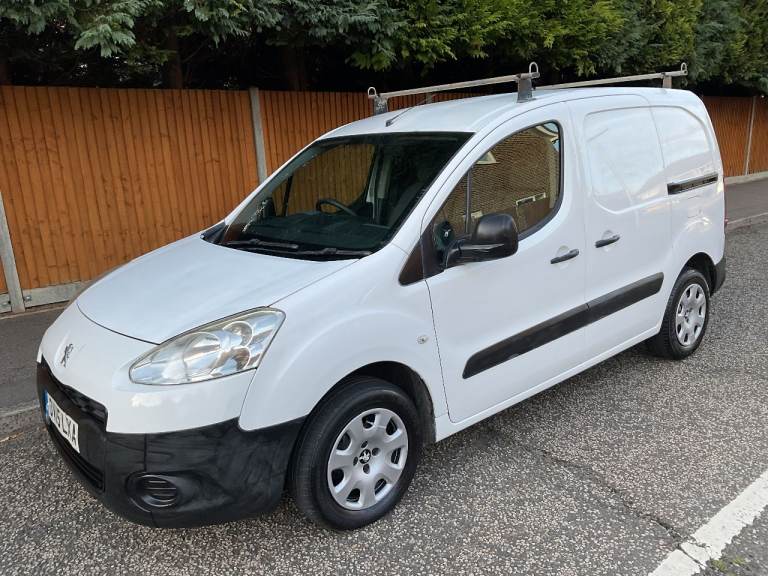 Peugeot Partner 12 Months Mot Cambelt Change 3 Seater Very Clean No Faults