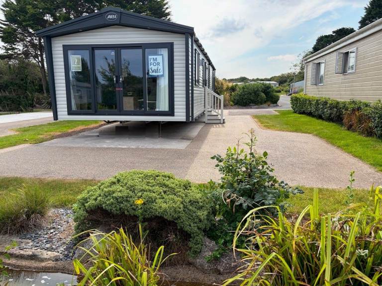 Luxury Caravan Cornwall 