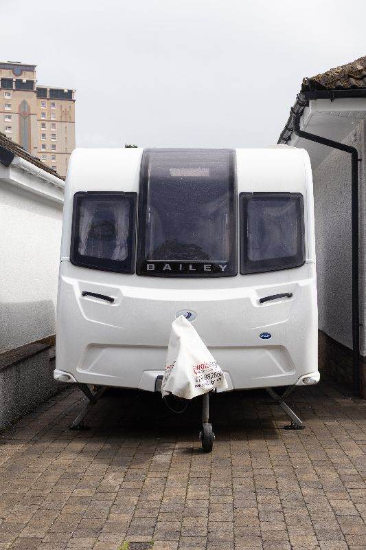 2022 Bailey Phoenix + 640 Caravan
