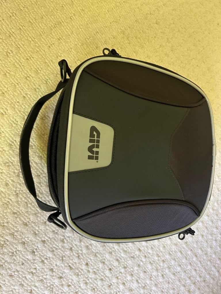 Givi tank bag