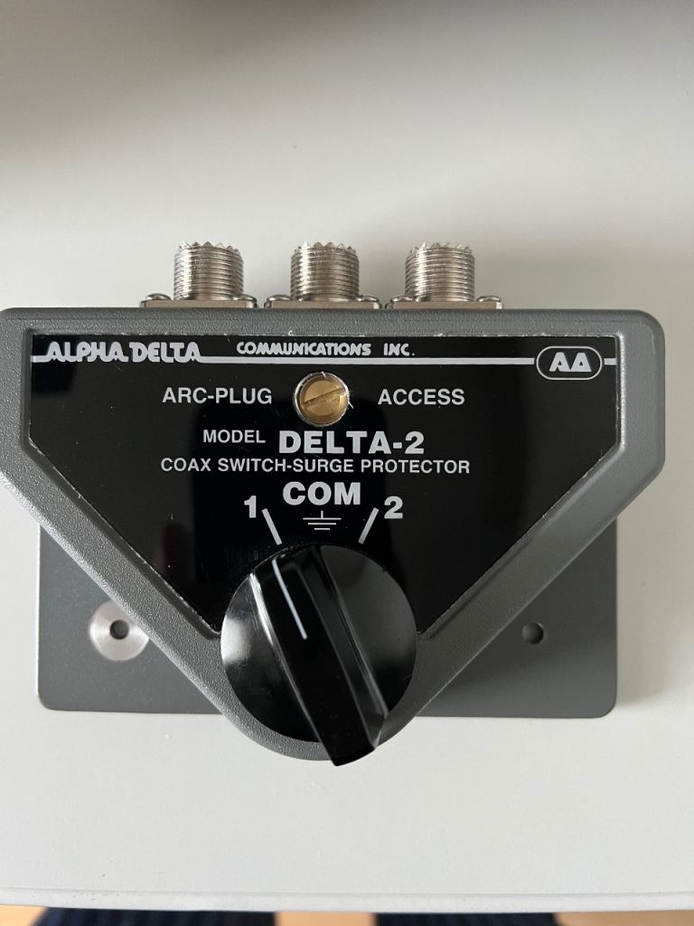 Alpha Delta DELTA-2 Coax Switch-Surge Protector – Good Condition