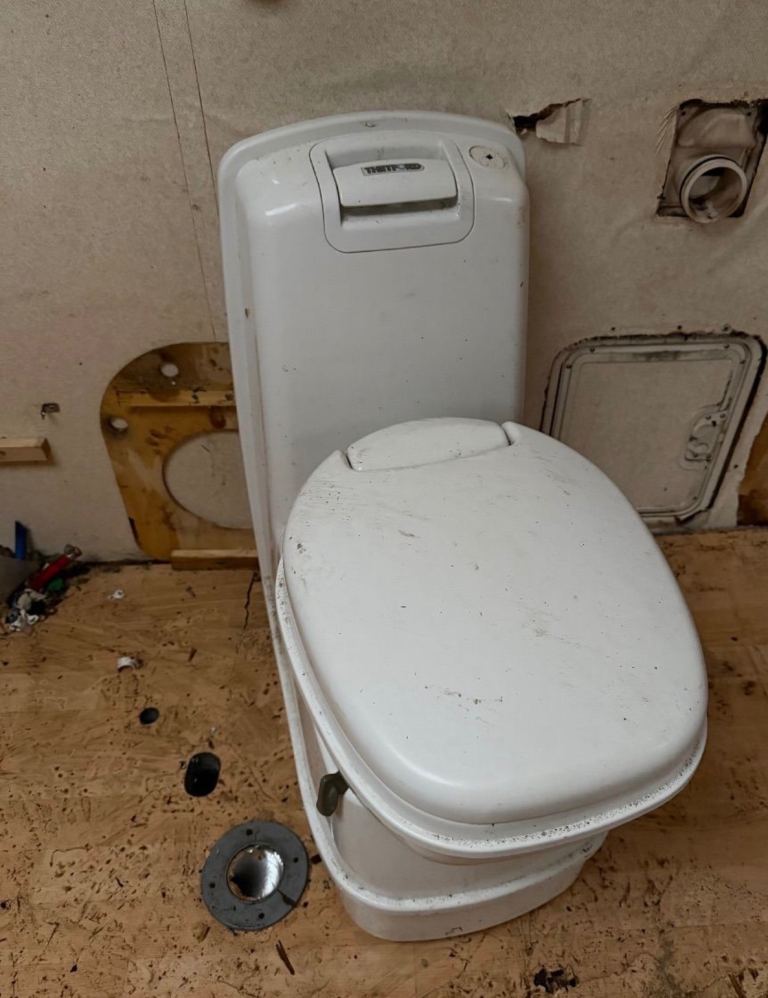 Caravan thetford toilet 