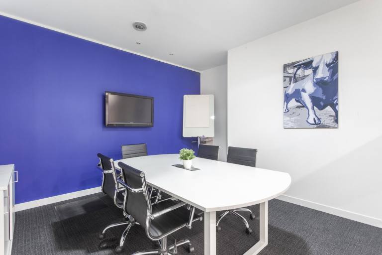 Birmingham - B24 9FE \ Productive Team Workspace with 4 Workstations