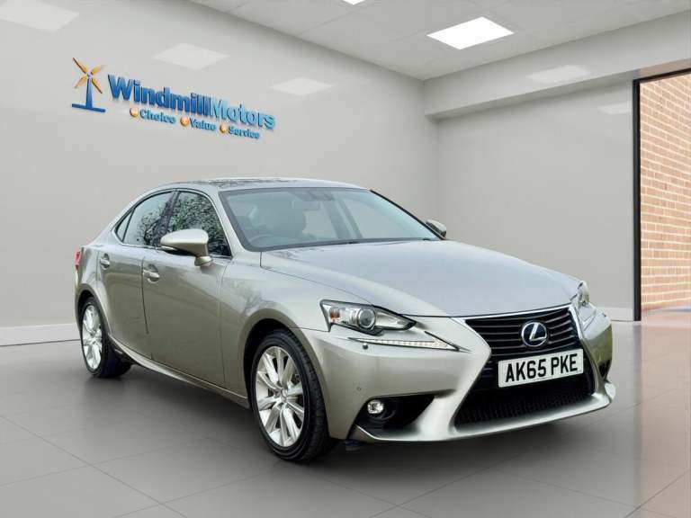 2015 Lexus IS 2.5 300h Executive Edition E-CVT Euro 6 (s/s) 4dr SALOON Petrol/Electric Hybrid Aut...