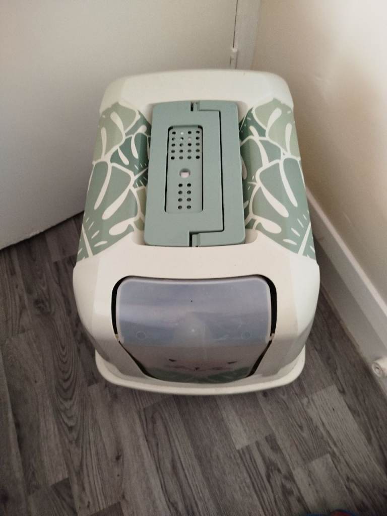 Cat house  n cat transport 