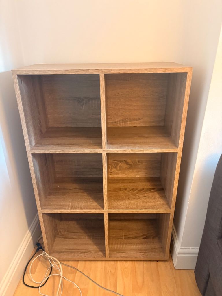 Light Wood Effect 6-Cube Storage Unit 