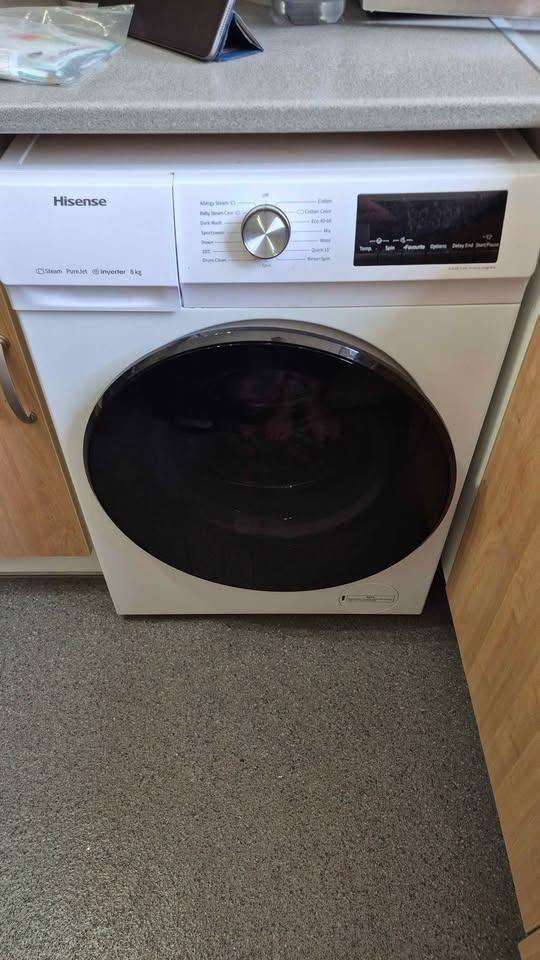 Hisense 3 Series WFQA8014EVJM Freestanding 8 KG