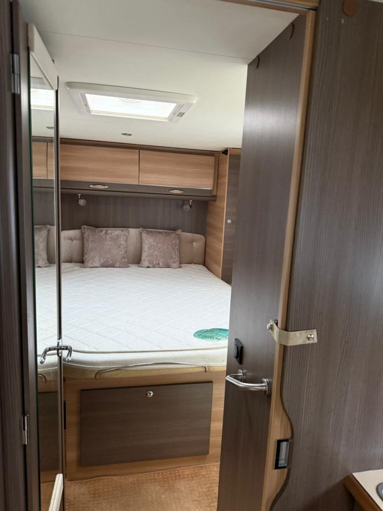 2012 - Rapido 891F - 2.3ltr - 35,000 Miles - 4 Berth / 4 Belts 