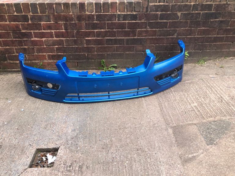 Ford focus mk2 1.8 zetec front bumper 
