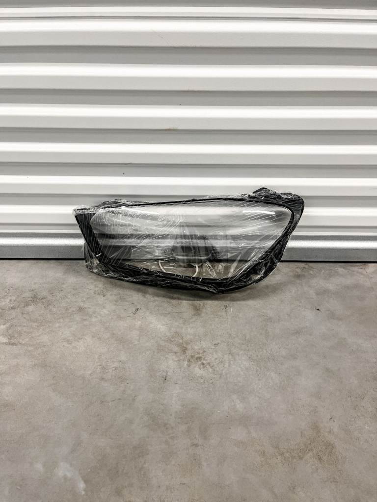 Mercedes-Benz GLE W167 C167 V167 19-23 Headlight Lens Cover Passenger Side