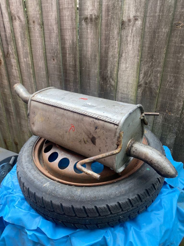 Exhaust back box 