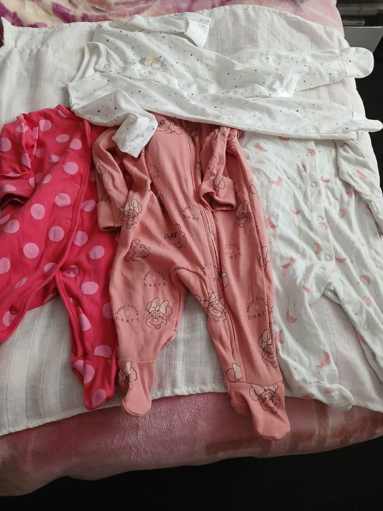 Baby clothes 