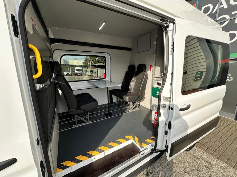 24 Reg, Ford Transit L3H3 RWD,Toilet, Mess, Kitchen, Welfare, Van, Air-Con 