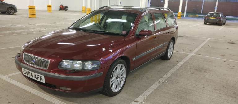 ULEZ Volvo, V70, Estate, 2004, Semi-Auto, 2521 (cc), 5 doors