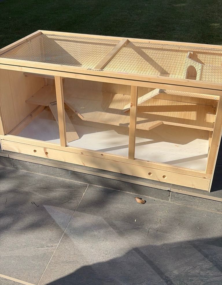 Wooden 3 tier Pet Cage 