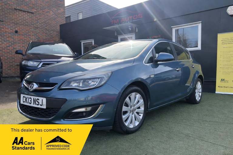 2013 Vauxhall Astra 1.6 16v Elite Euro 5 5dr Petrol