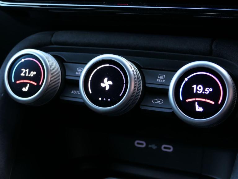 2025 Skoda Kodiaq 2.0 TDI SportLine DSG 4WD Euro 6 (s/s) 5dr (7 Seat) ESTATE Diesel Automatic