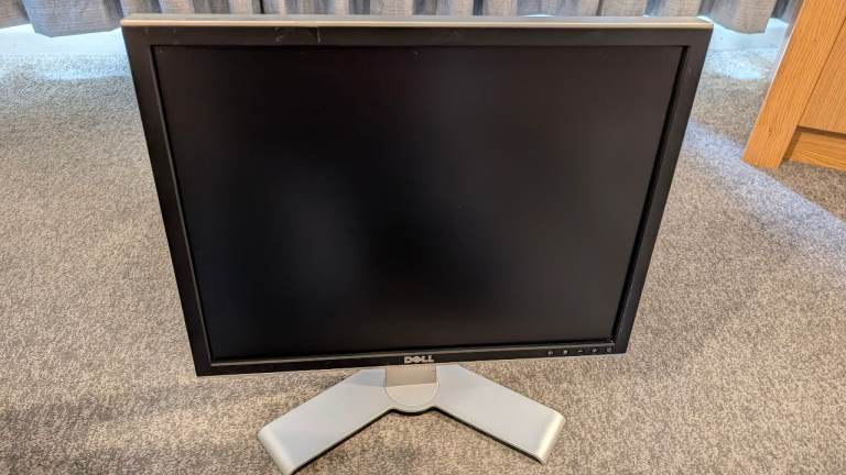Dell Computer Monitor 20" (Collection Only DN213SX)