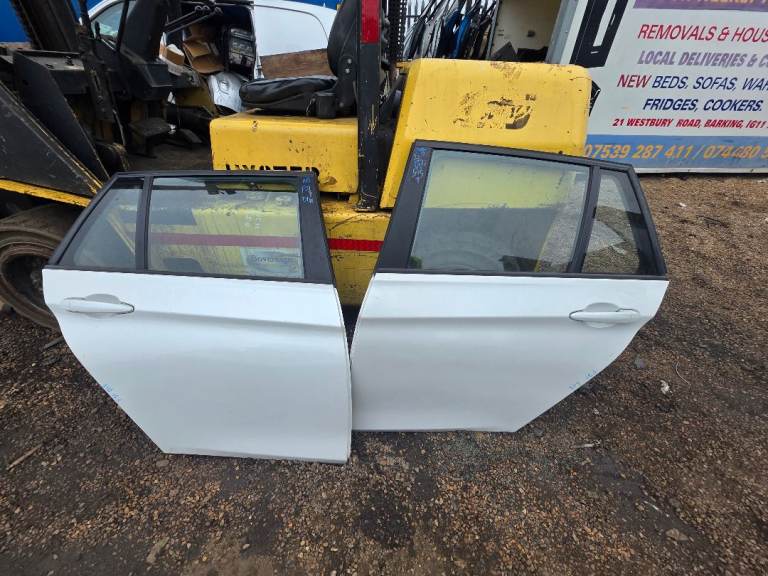 BMW 3 Series F31 Estate SINGLE Rear Door panel White Breaking Parts 