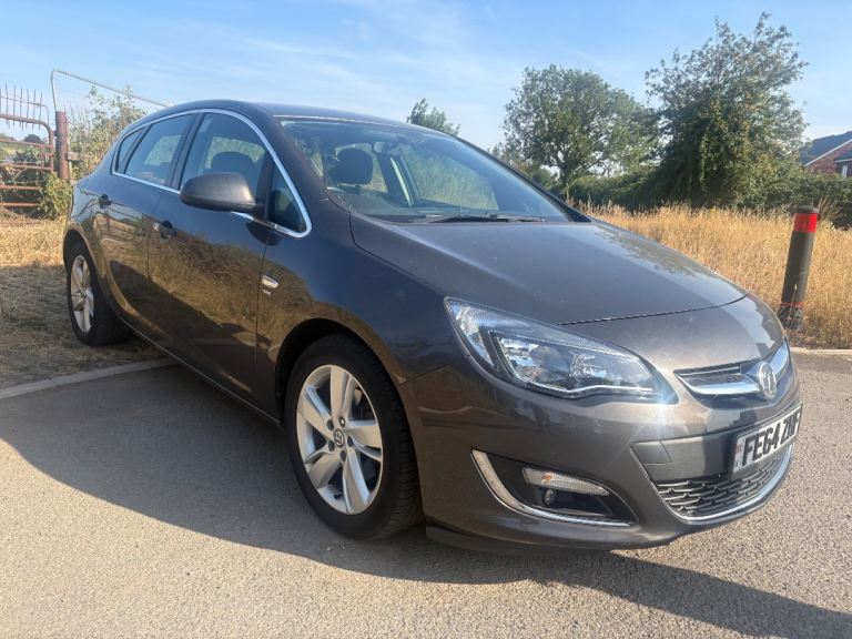 Vauxhall, ASTRA,£20 a year to tax  Hatchback, 2014, Manual, 1598 (cc), 5 doors