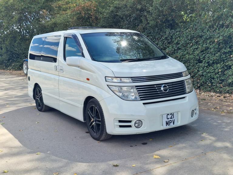 2004 Nissan Elgrand  Highway Star Edition  Camper Van  Drives Perfect  Auto